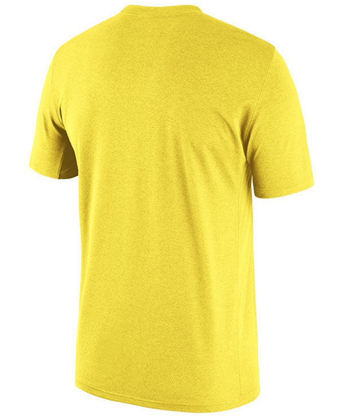 Nike Men's Oregon Ducks Legend Staff Sideline T-Shirt & Reviews ...