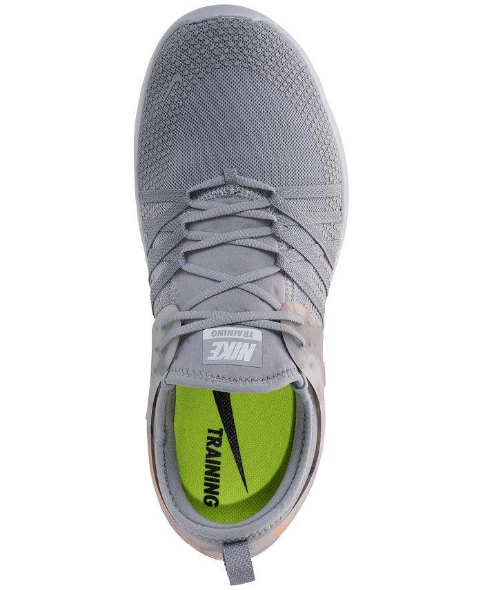 free tr 7 training shoe
