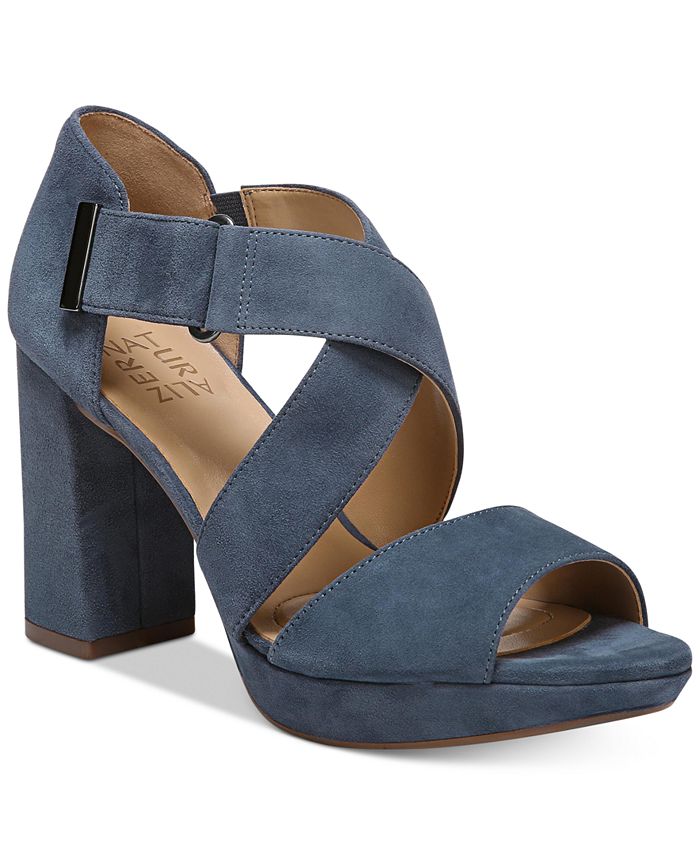 Naturalizer navy sandals 2025