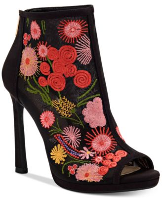 jessica simpson shooties