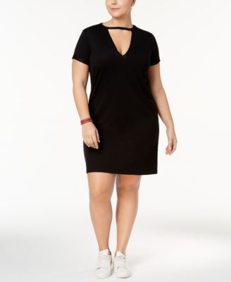 Planet Gold - Trendy Plus Size Choker Dress