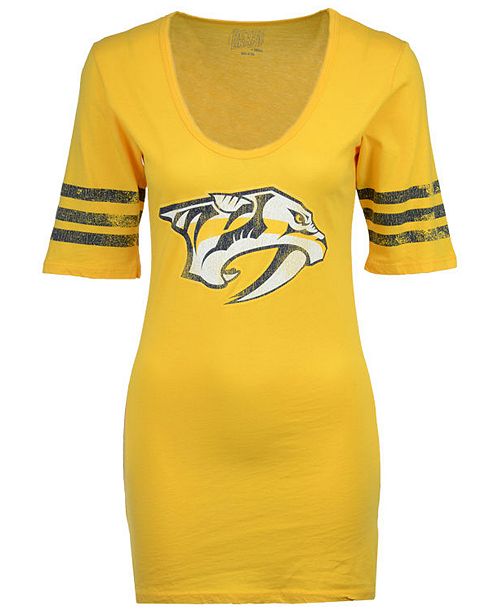 Retro Brand Women S Nashville Predators Vintage Sleeve Stripe T