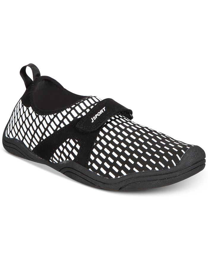 Macys waterproof shoes online
