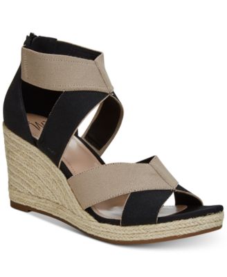 timber sandals