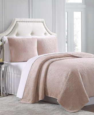 Charisma Regent Velvet King Coverlet & Reviews - Quilts & Bedspreads ...