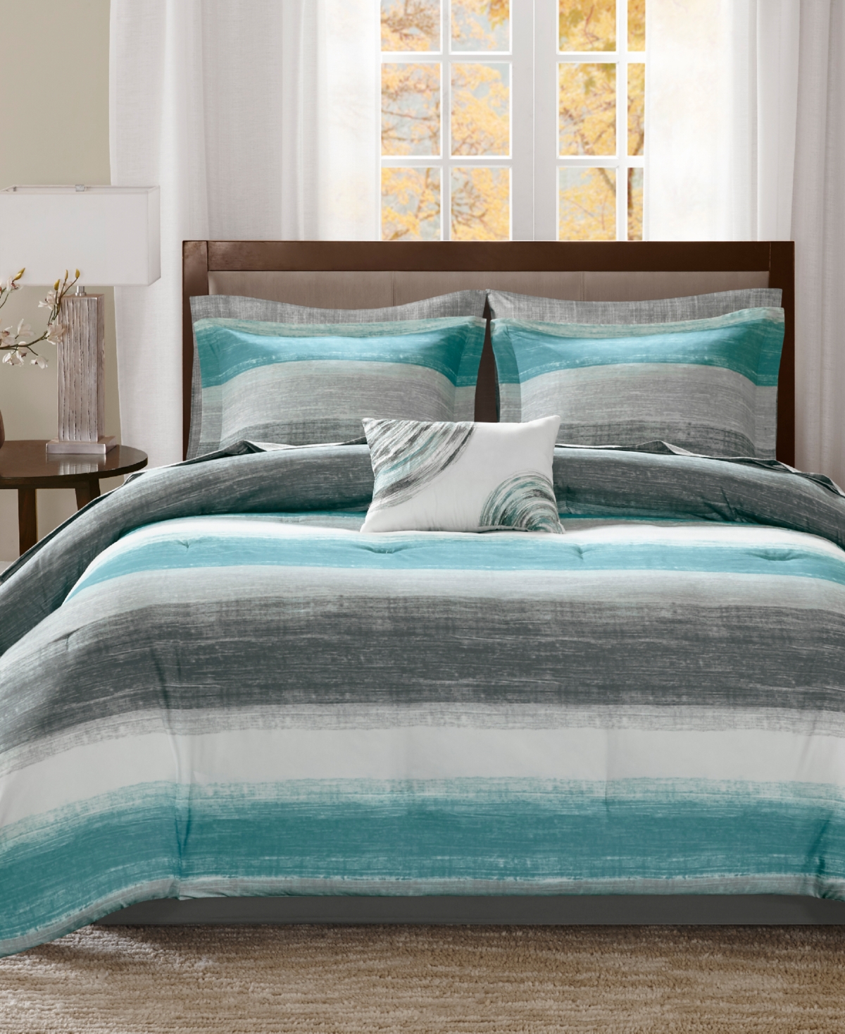 https://slimages.macysassets.com/is/image/MCY/products/8/optimized/9808933_fpx.tif?wid=1200&fmt=jpeg&qlt=100