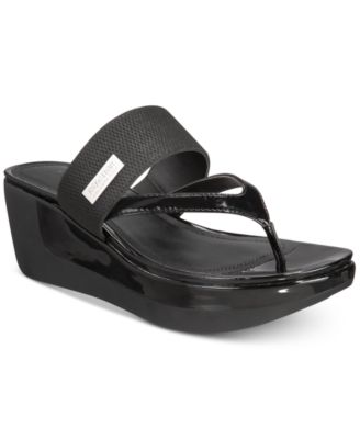 Kenneth Cole Reaction Women's Pepea 