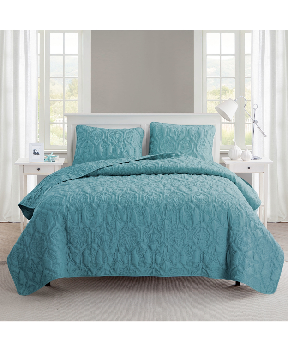 Vcny Home Shore Embossed 3-piece Quilt Set, Queen In Blue