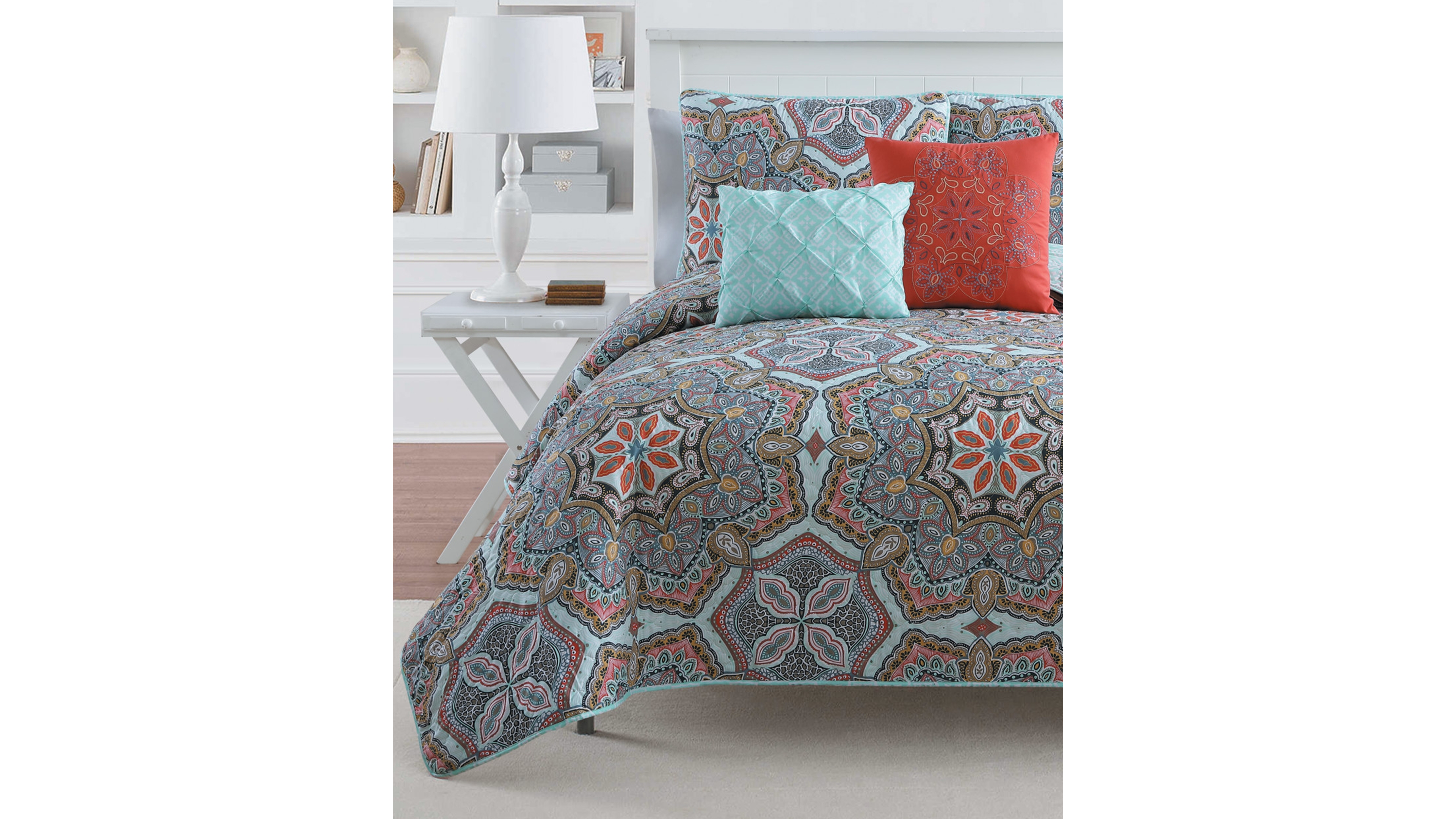 Vcny Home Yara Reversible 3-Pc. Full/Queen Quilt Set
