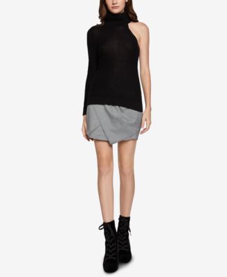 one shoulder turtleneck top