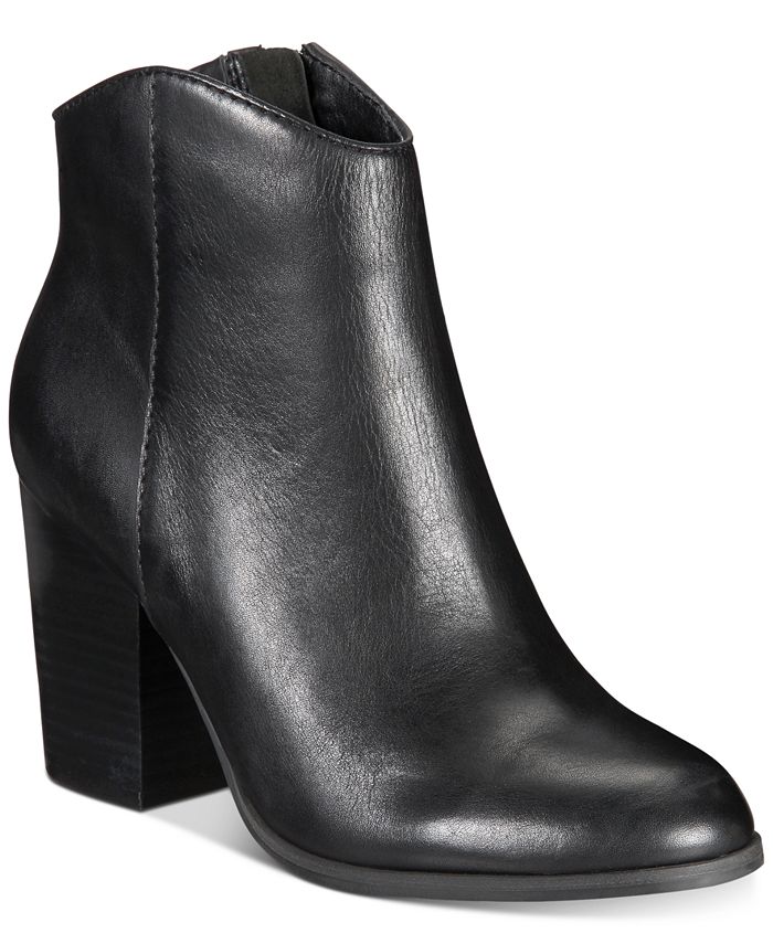 Macys lucca outlet lane shoes
