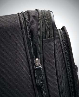 Metropolitan 2 22" Carry-on Spinner