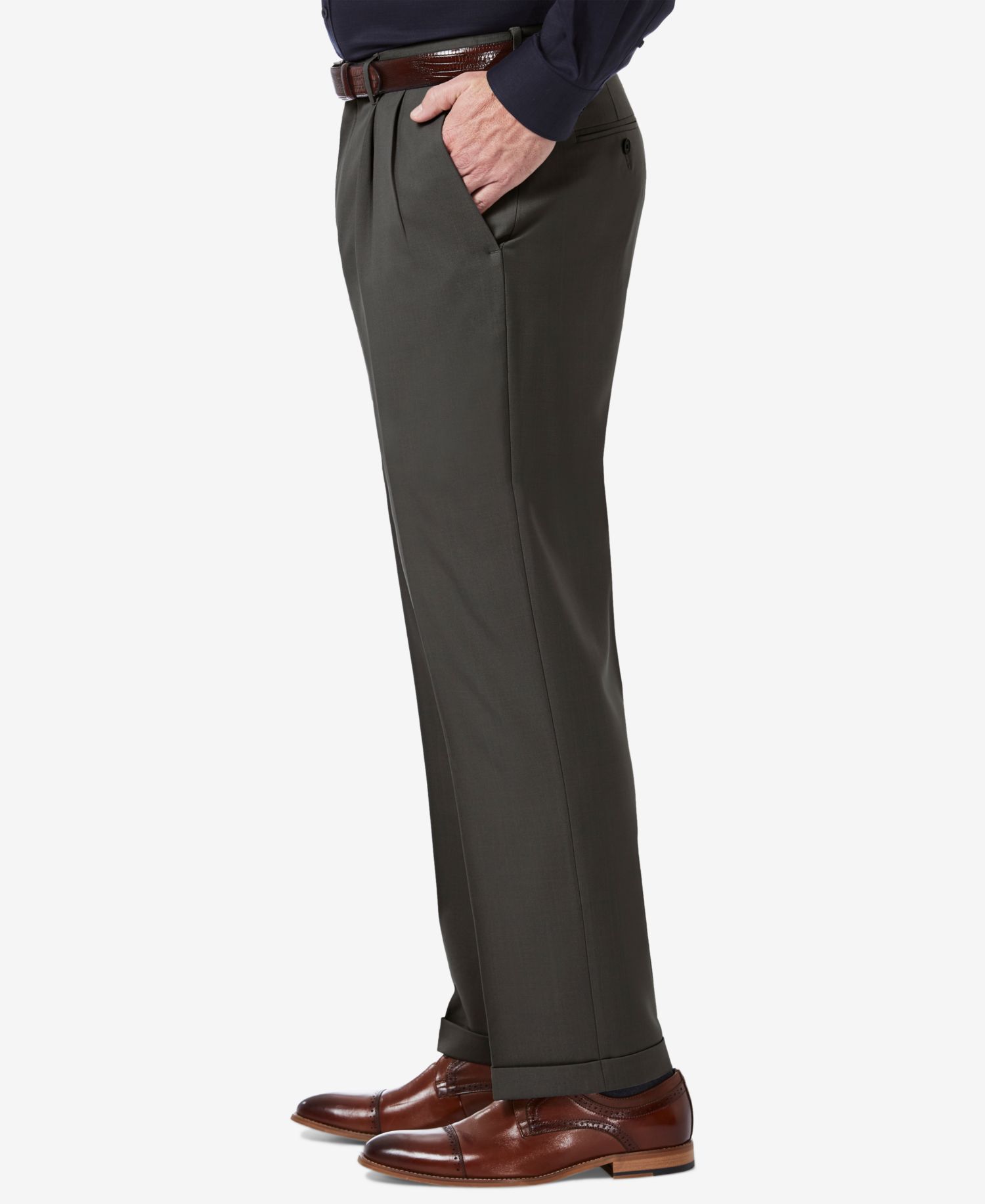 Men's Premium Comfort Stretch Classic-Fit Solid Pleated Dress Pants