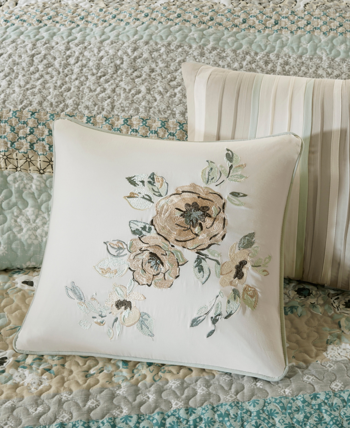 Madison Park Willa Cotton Sateen 6-Pc. Quilt Set,