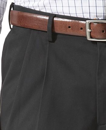 Dockers - Relaxed Fit Comfort Khaki Pleated Pants