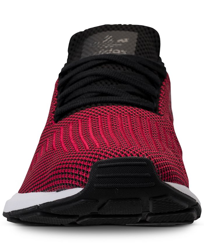 men's swift run casual sneakers