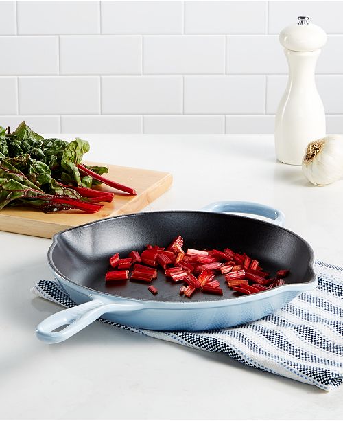 Le Creuset Enameled Cast Iron 10.25" Skillet & Reviews Cookware
