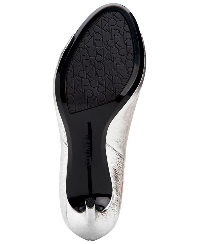 calvin klein women's nastassia ankle booties