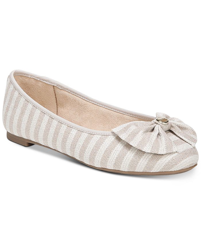 Macys circus new arrivals flats