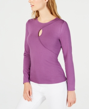 VINCE CAMUTO KEYHOLE TOP