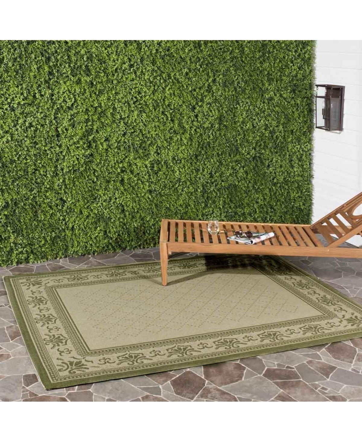 Safavieh Courtyard Natural and Olive 9' x 12' Outdoor Area Rug - Natural /