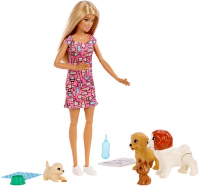 Barbie Doggy Daycare™ Doll & Pets