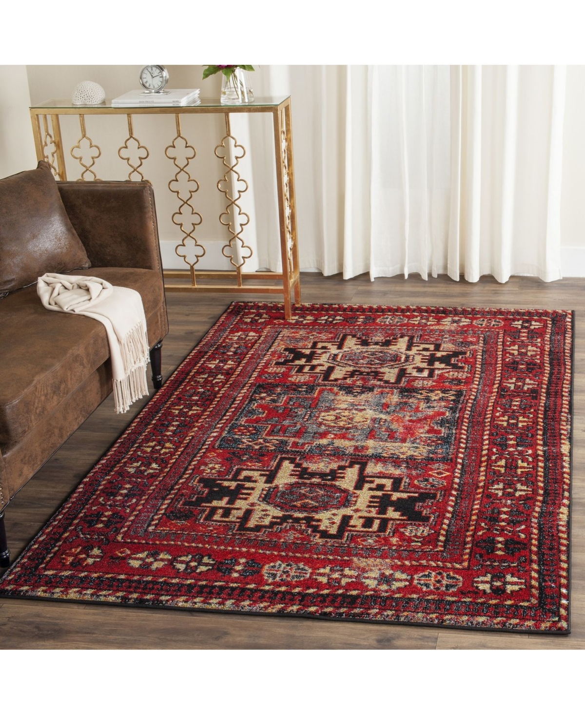 Safavieh Vintage Hamadan VTH213 Red and Multi 5'3" x 7'6" Area Rug