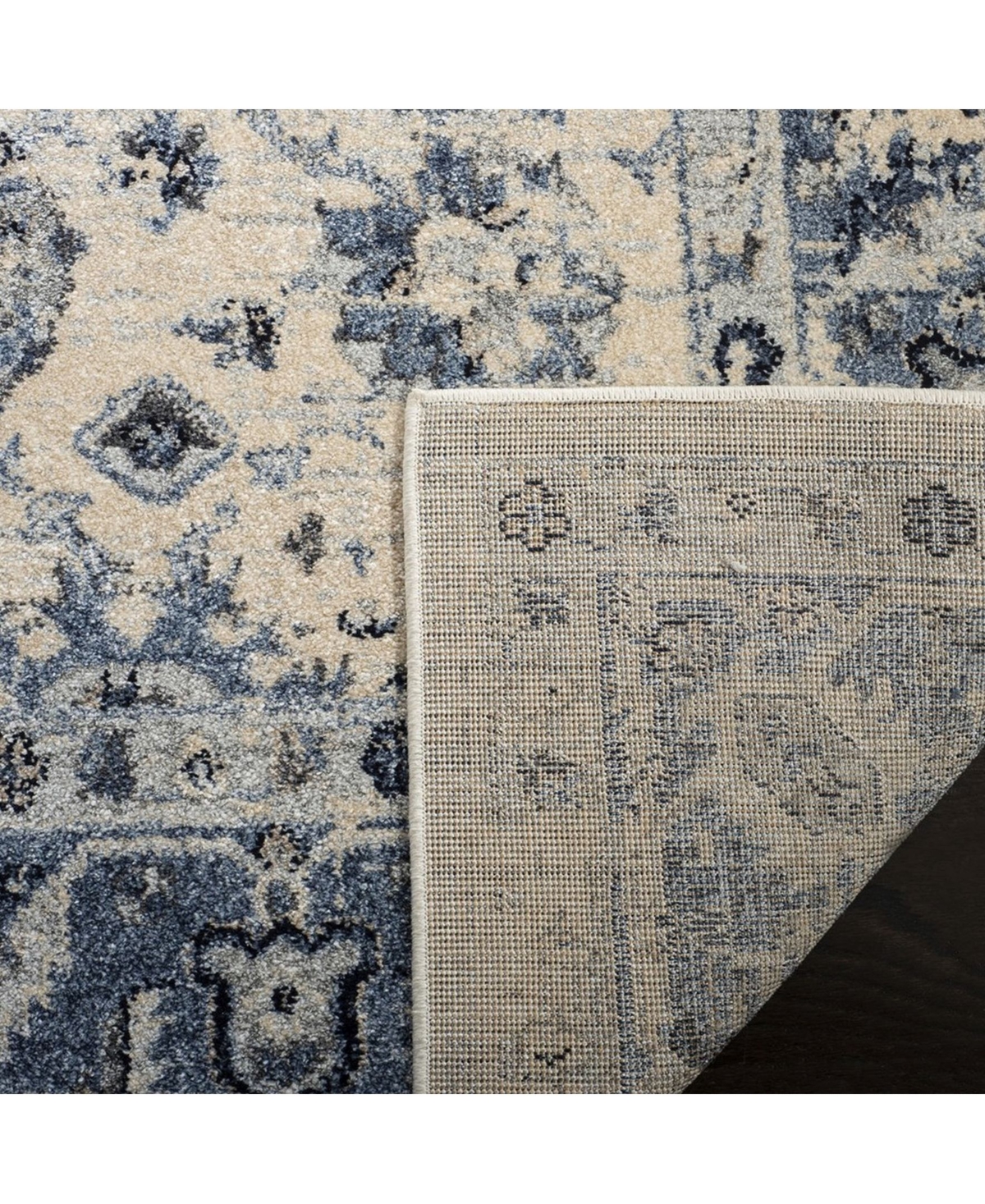 Safavieh Charleston CHL413 Ivory and Blue 5'3" x 7'6" Area Rug