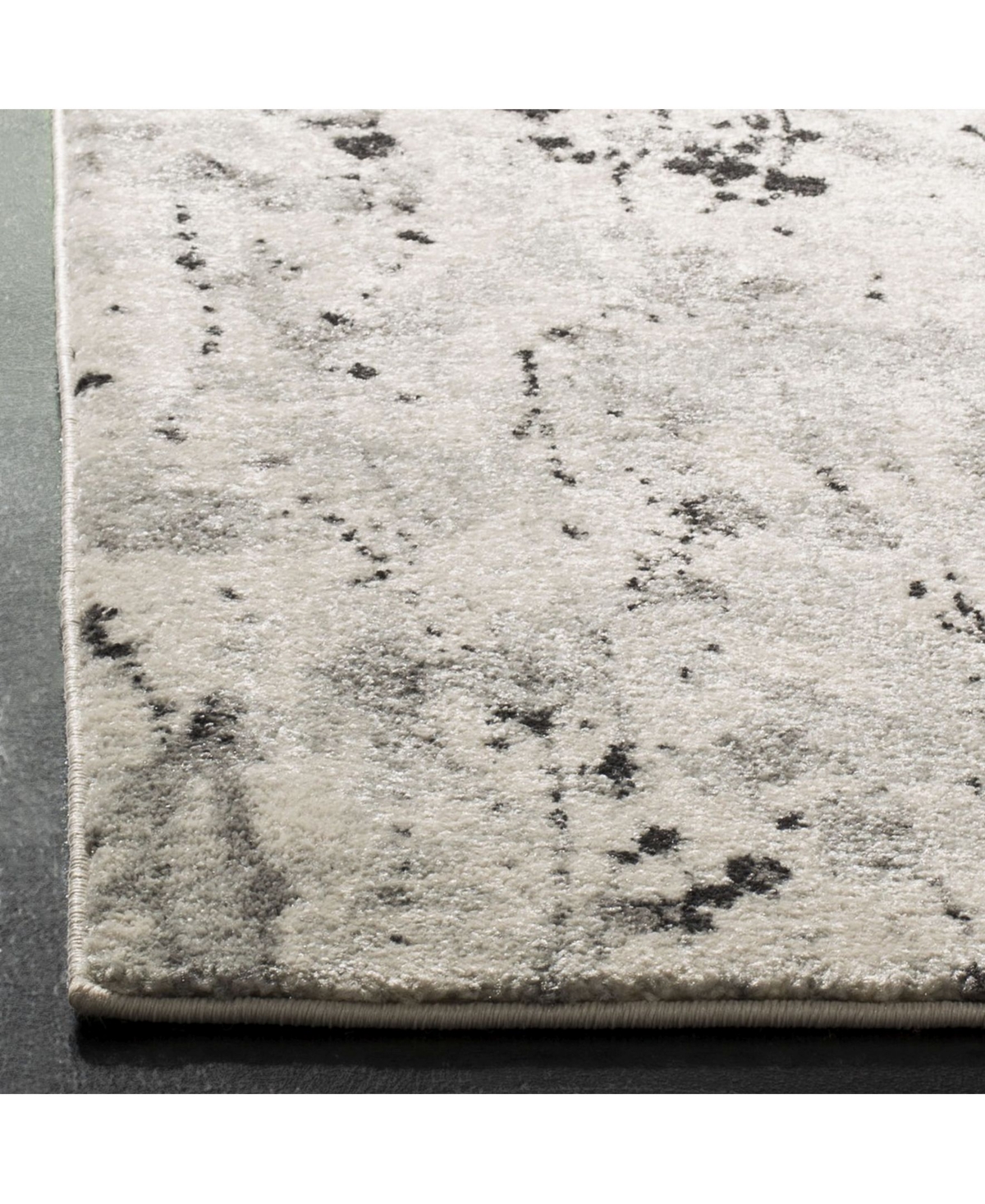 Safavieh Evoke EVK284 Ivory and Gray 5'1" x 7'6" Area Rug