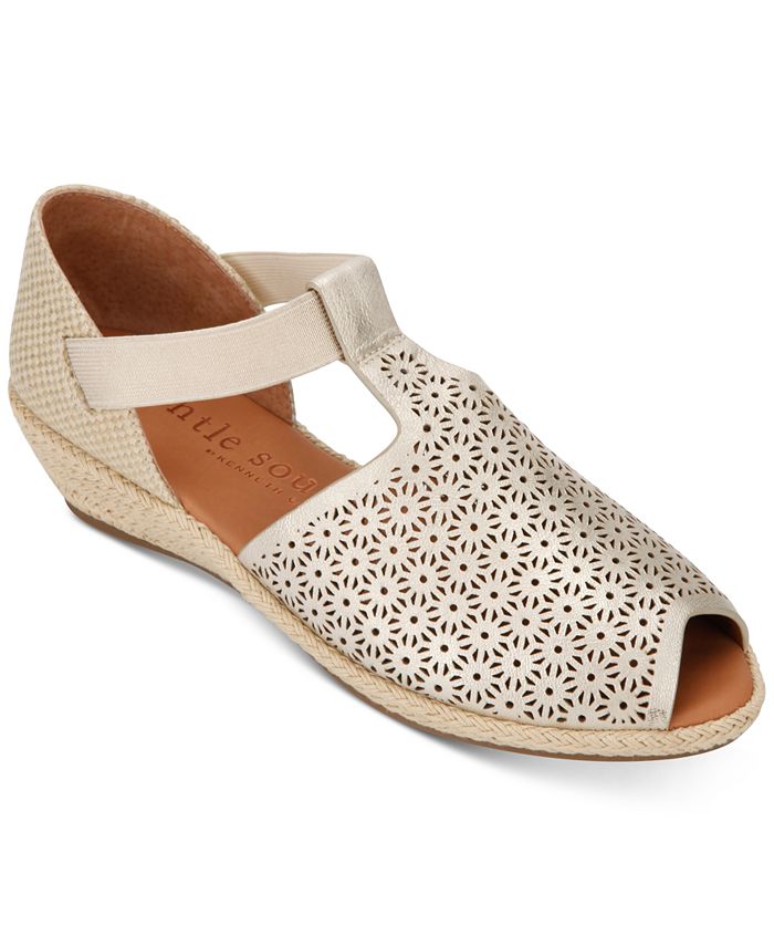 Gentle souls luci sales slingback