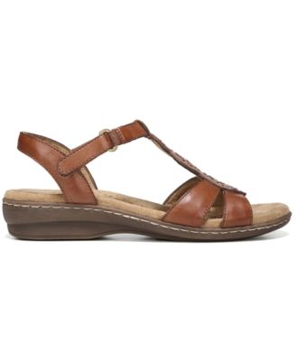 naturalizer soul belle