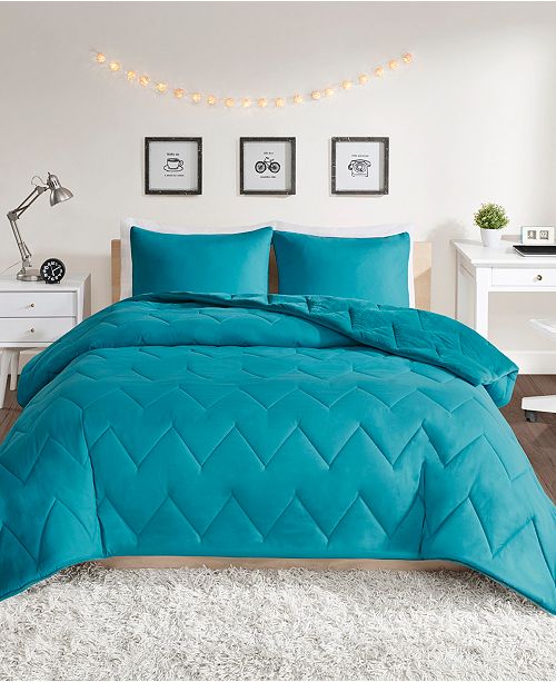 Jla Home Intelligent Design Kai King Solid Chevron Quilted