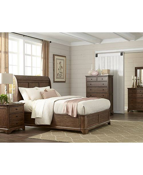 Furniture Gunnison Solid Wood Bedroom Furniture Collection