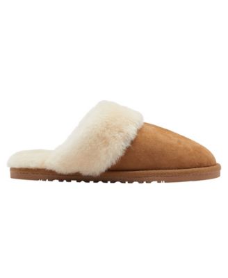 where is lamo footwear made