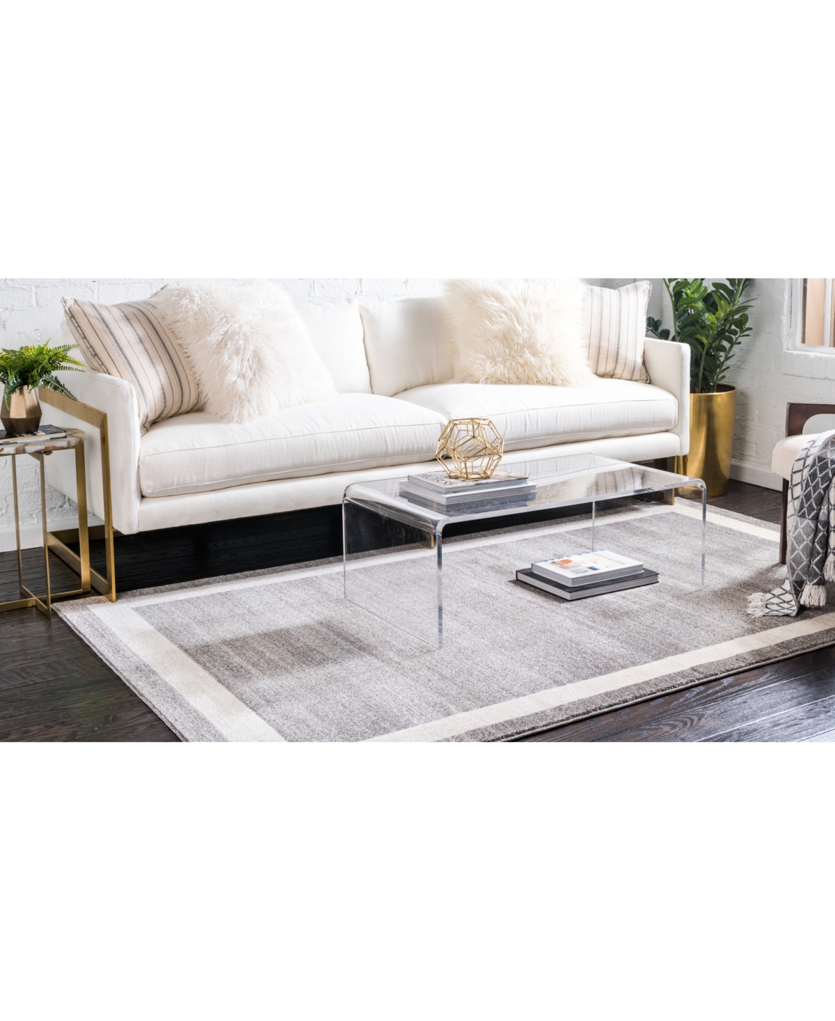 Bayshore Home Lyon Lyo5 8' x 11' Area Rug