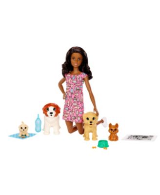 Barbie - &reg; Doggy Daycare&trade; Doll & Pets
