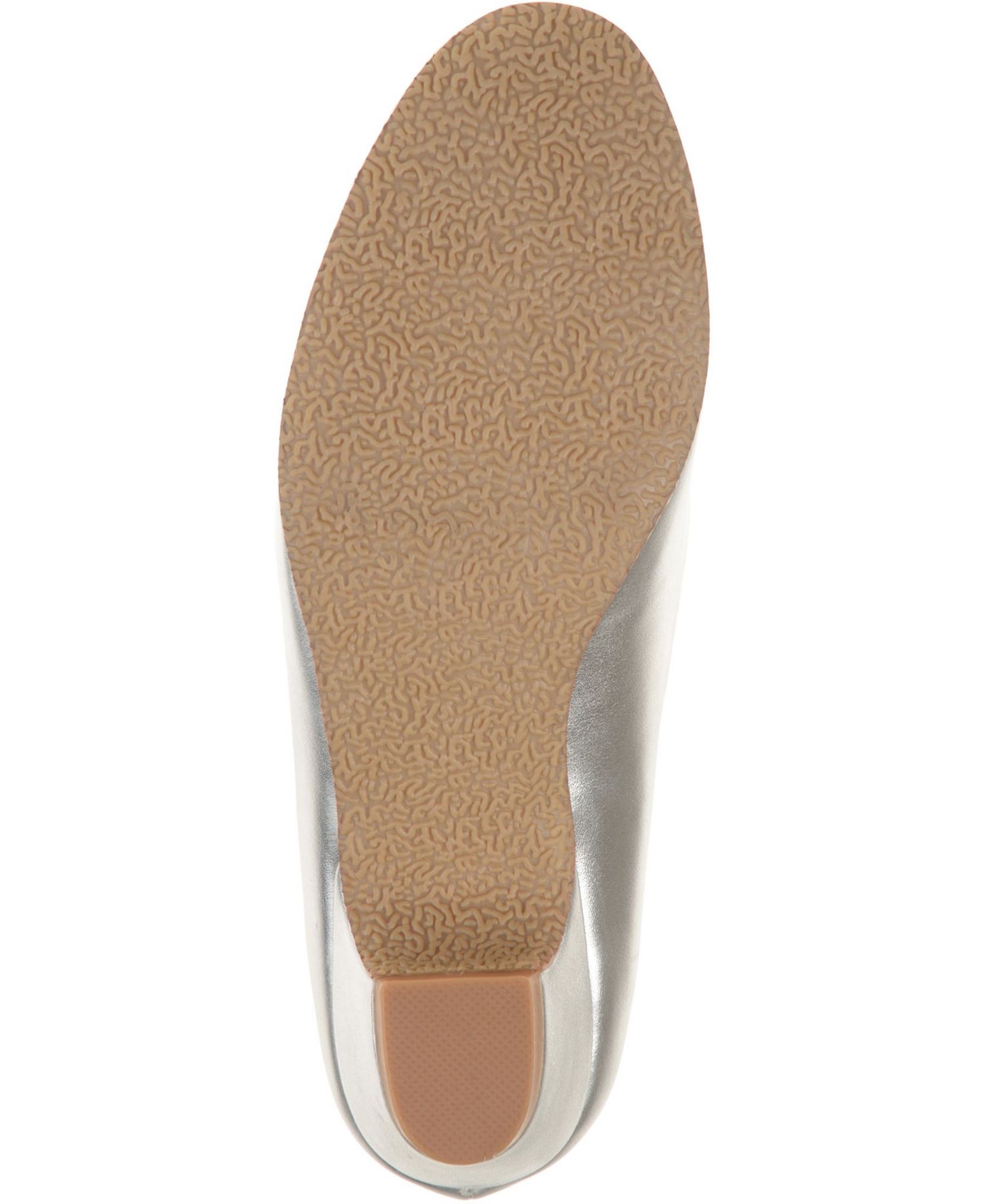 Women's Saar Round Toe Kitten Heel Pumps