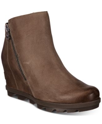 brown wedge boots