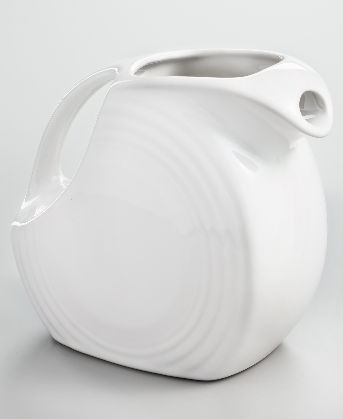 Fiesta Large Disc Pitcher 67 Oz. In White