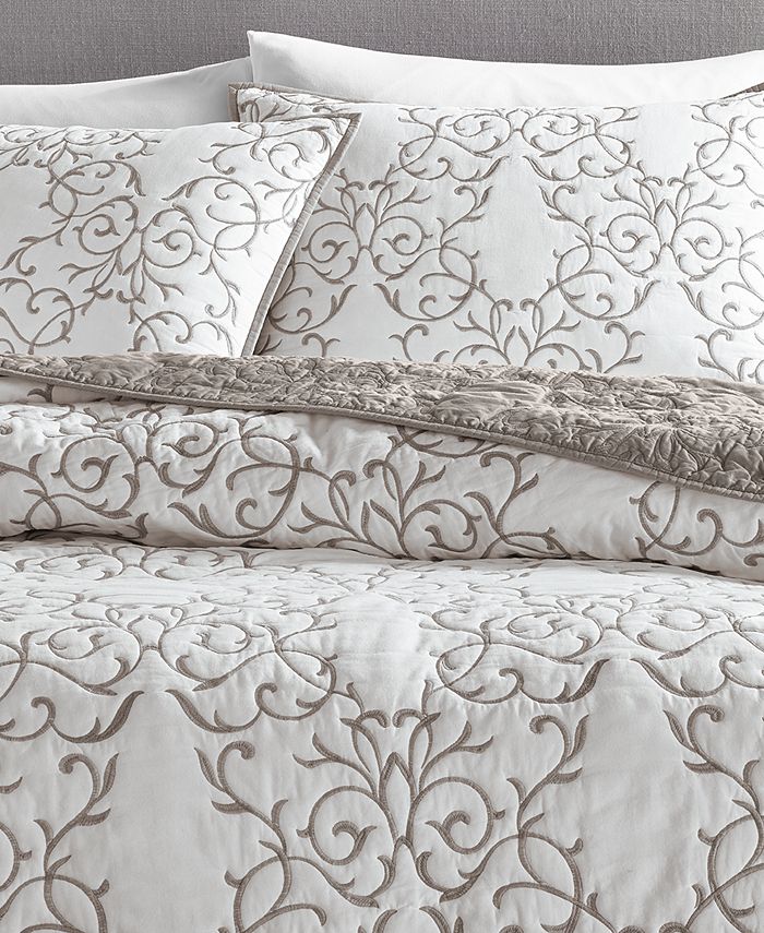 Martha Stewart Collection Cotton Chateau King/Cal King Quilt, Created