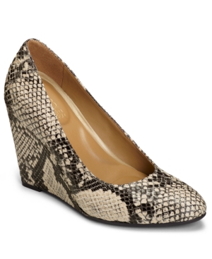 image of Aerosoles Bandwagon Wedges Women-s Shoes