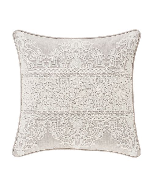 J Queen New York Lauralynn Beige 20 Square Decorative Throw