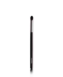Grand Pinceau Paupieres Rond Large Tapered Blending Brush 19