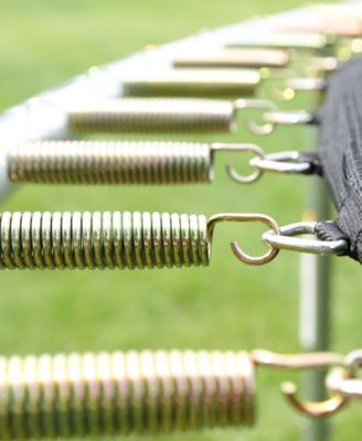 15' Round Trampoline with Enclosure