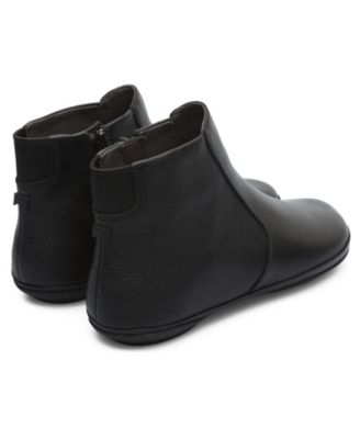 Women's Right Nina Chelsea Boots