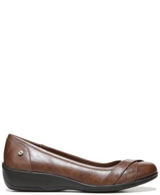 I-Loyal Low Wedge Ballerina Flats