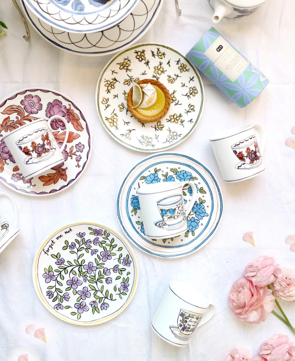 Twig New York Heritage Rosa Rugosa Mug