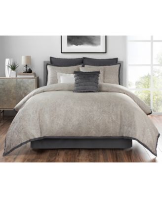 Laundry by Shelli Segal - Crawford 4 Piece Queen Comforter Set