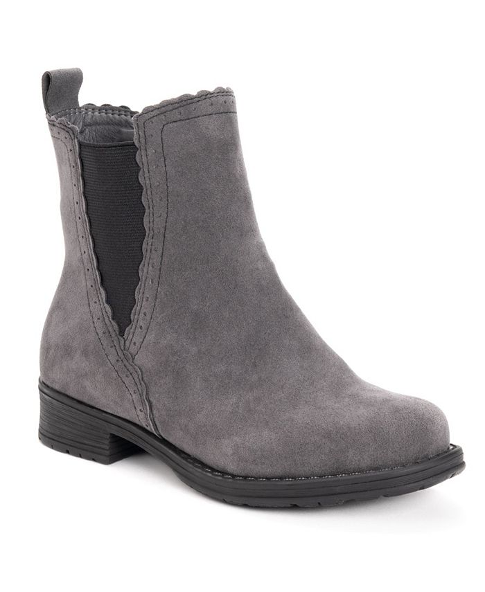 muk luks womens gerri booties block heel