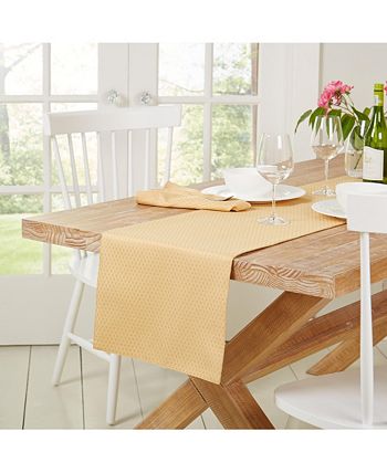 Town & Country Living - McKenna Table Runner, 15"x90"